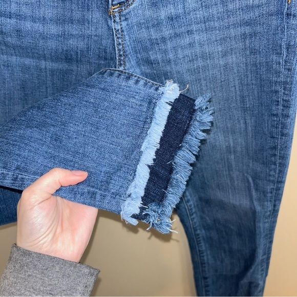 LOFT Double Tiered Raw Hem Curvy Skinny Jeans - Picture 6 of 9